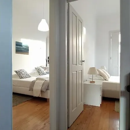 Espinho - Garden House Apartment